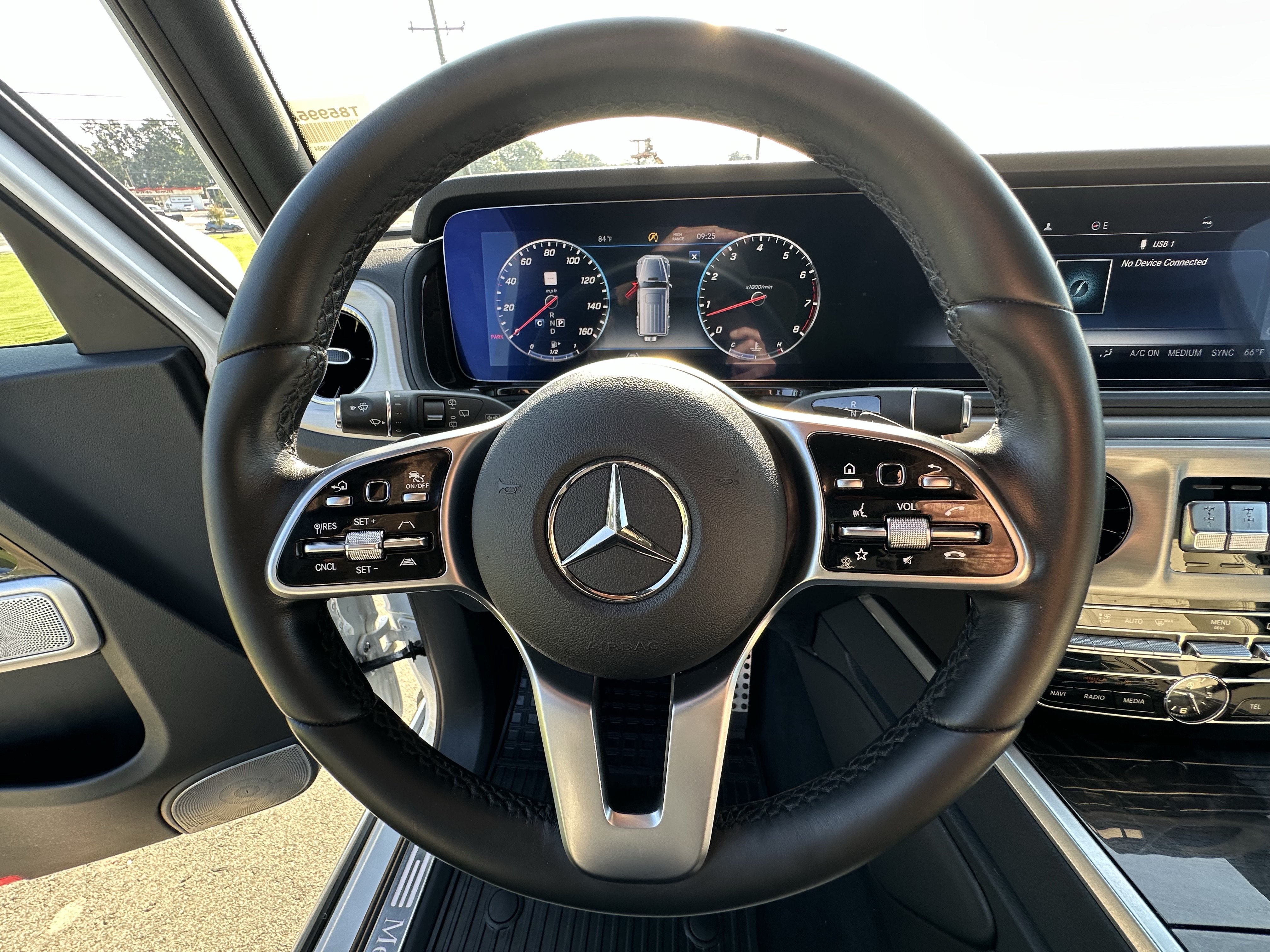 Used 2022 Mercedes-Benz G 550 image 18