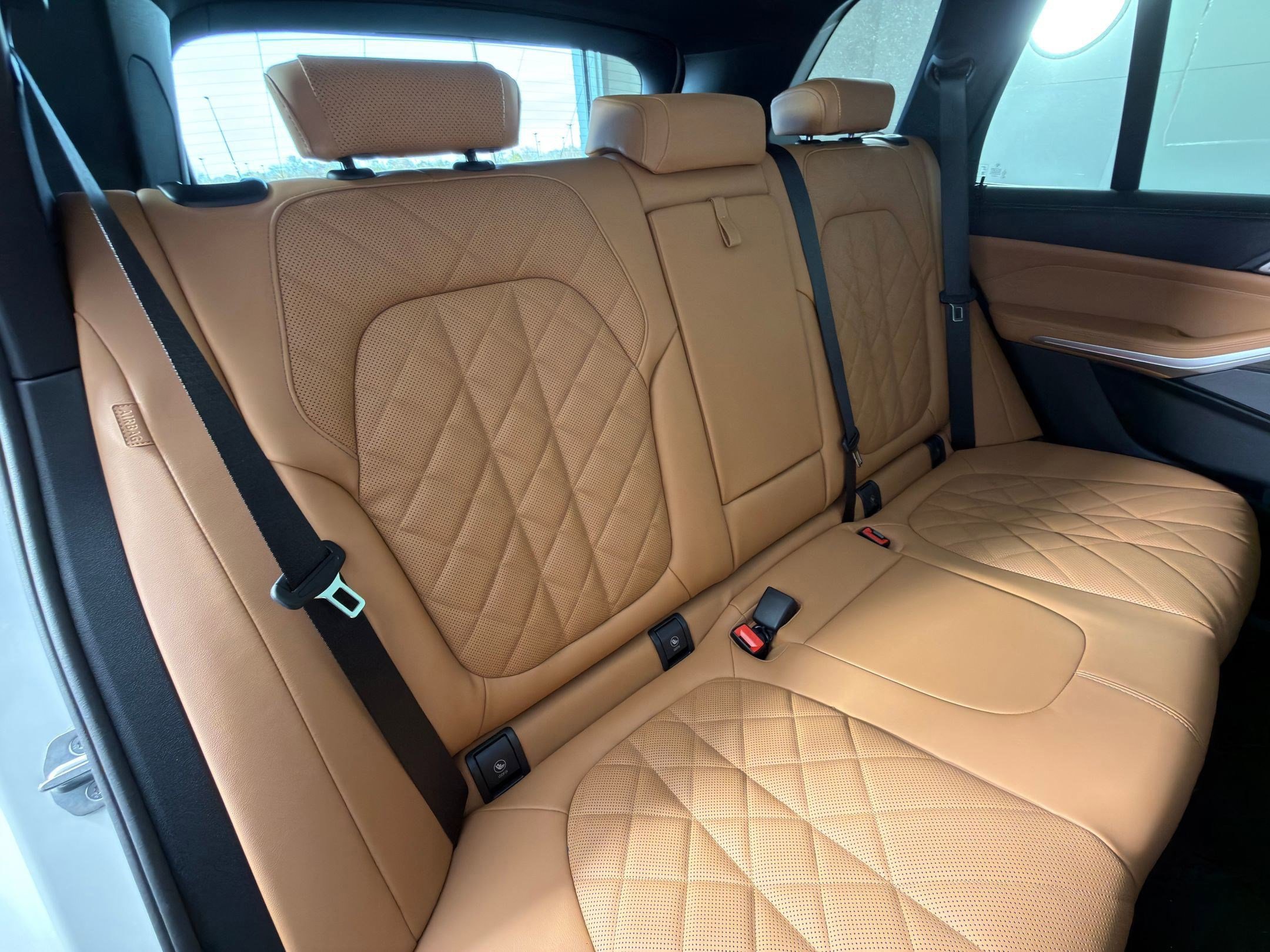 Used 2026 BMW X5 sDrive40i w/ Premium Package RWD image 32