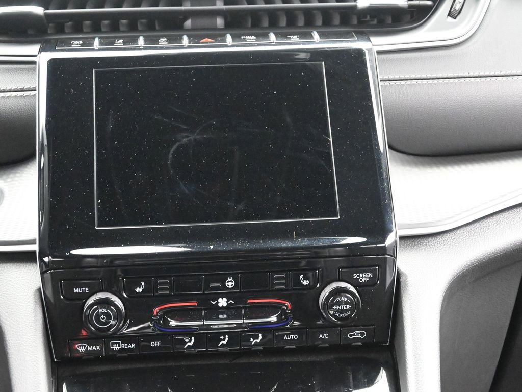 Used 2023 Jeep Grand Cherokee L Laredo AWD/4WD image 27