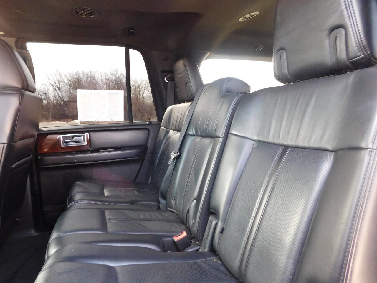 Used 2017 Lincoln Navigator L Select AWD/4WD image 14