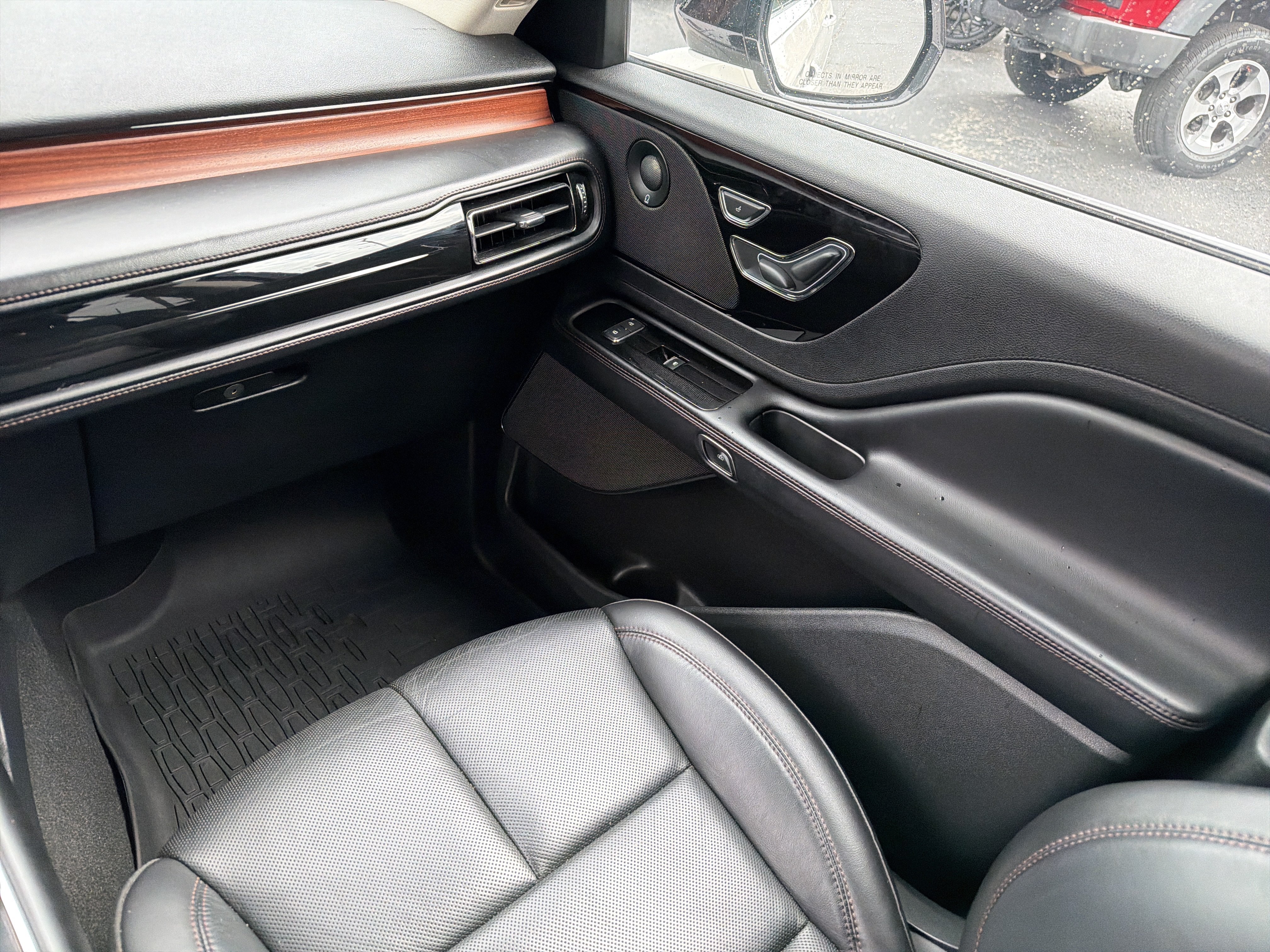 Used 2021 Lincoln Aviator Grand Touring AWD/4WD image 20