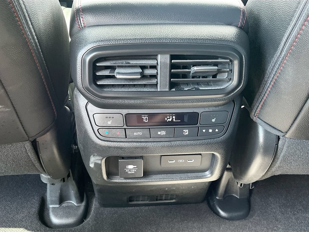Used 2025 Honda Passport Black Edition image 26