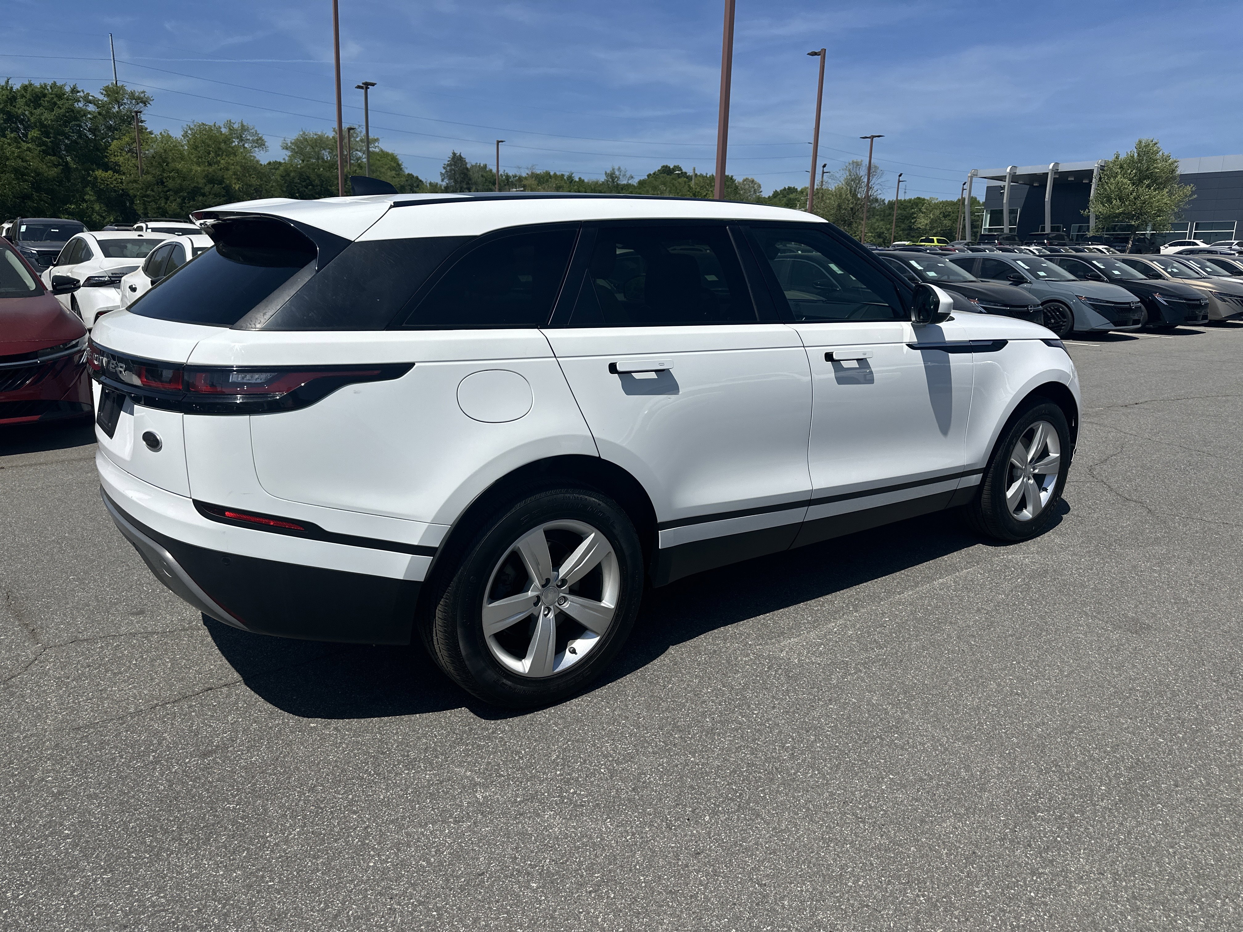 Used 2020 Land Rover Range Rover Velar S image 5