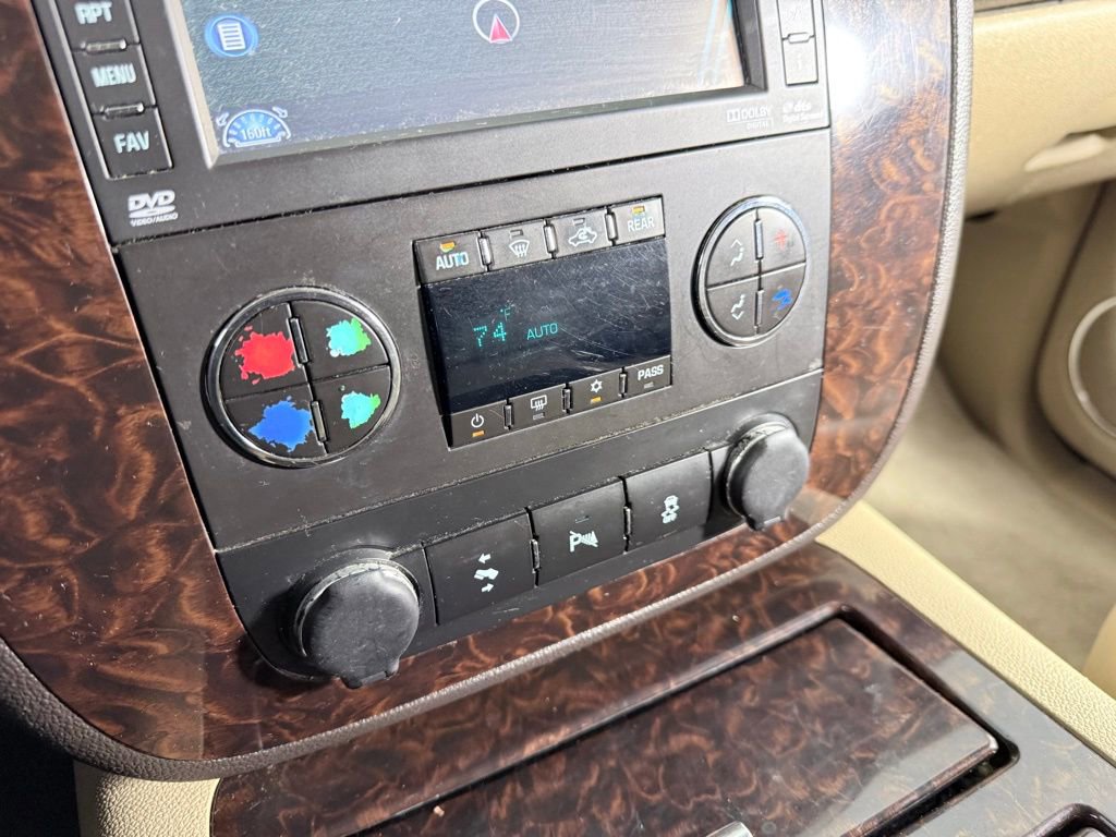 Used 2013 GMC Yukon XL Denali image 22