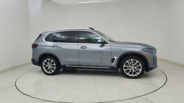 Used 2026 BMW X5 xDrive40i image 64