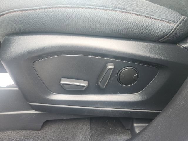 Used 2025 Ford Explorer Active image 25