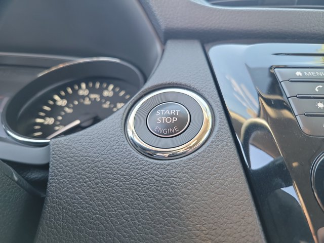 Used 2018 Nissan Rogue SV FWD image 34
