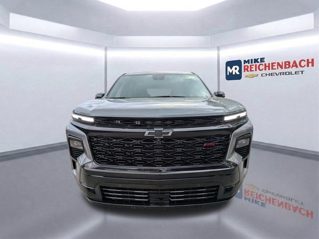 Used 2024 Chevrolet Traverse RS w/ LPO, Floor Liner Package image 9