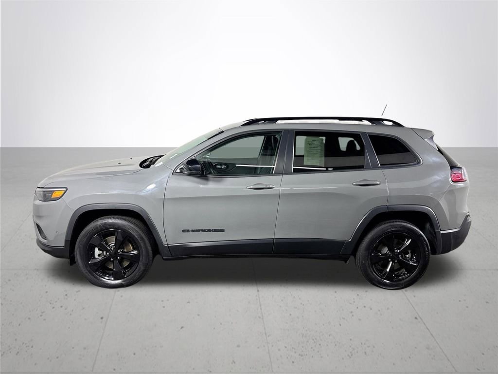 Used 2023 Jeep Cherokee Altitude Lux image 9