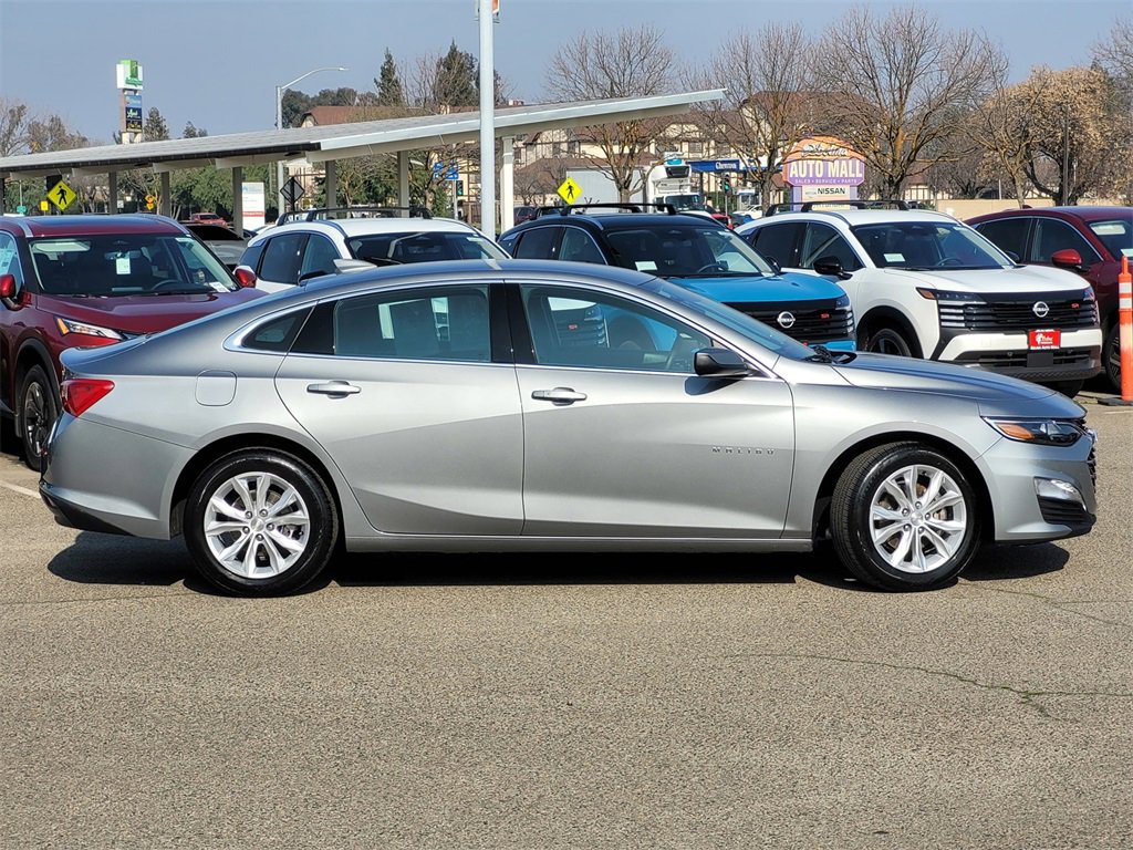 Used 2024 Chevrolet Malibu LT image 4