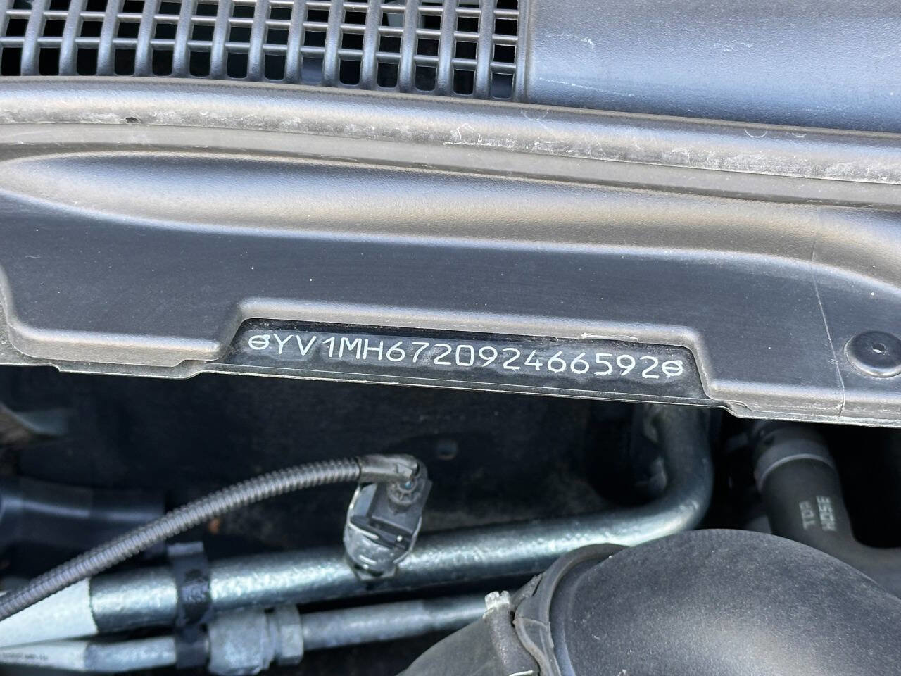 Used 2009 Volvo S40 T5 R-Design image 9