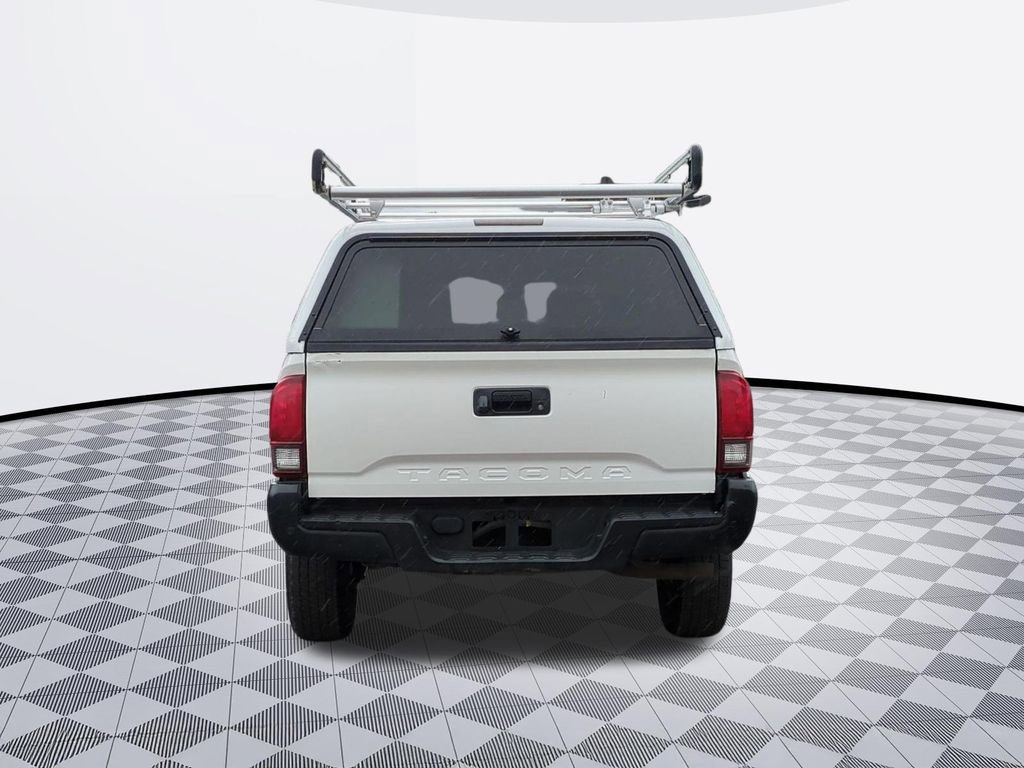 Used 2022 Toyota Tacoma SR RWD image 5