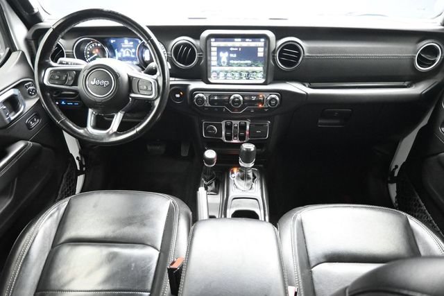 Used 2021 Jeep Wrangler Unlimited Sahara AWD/4WD image 9