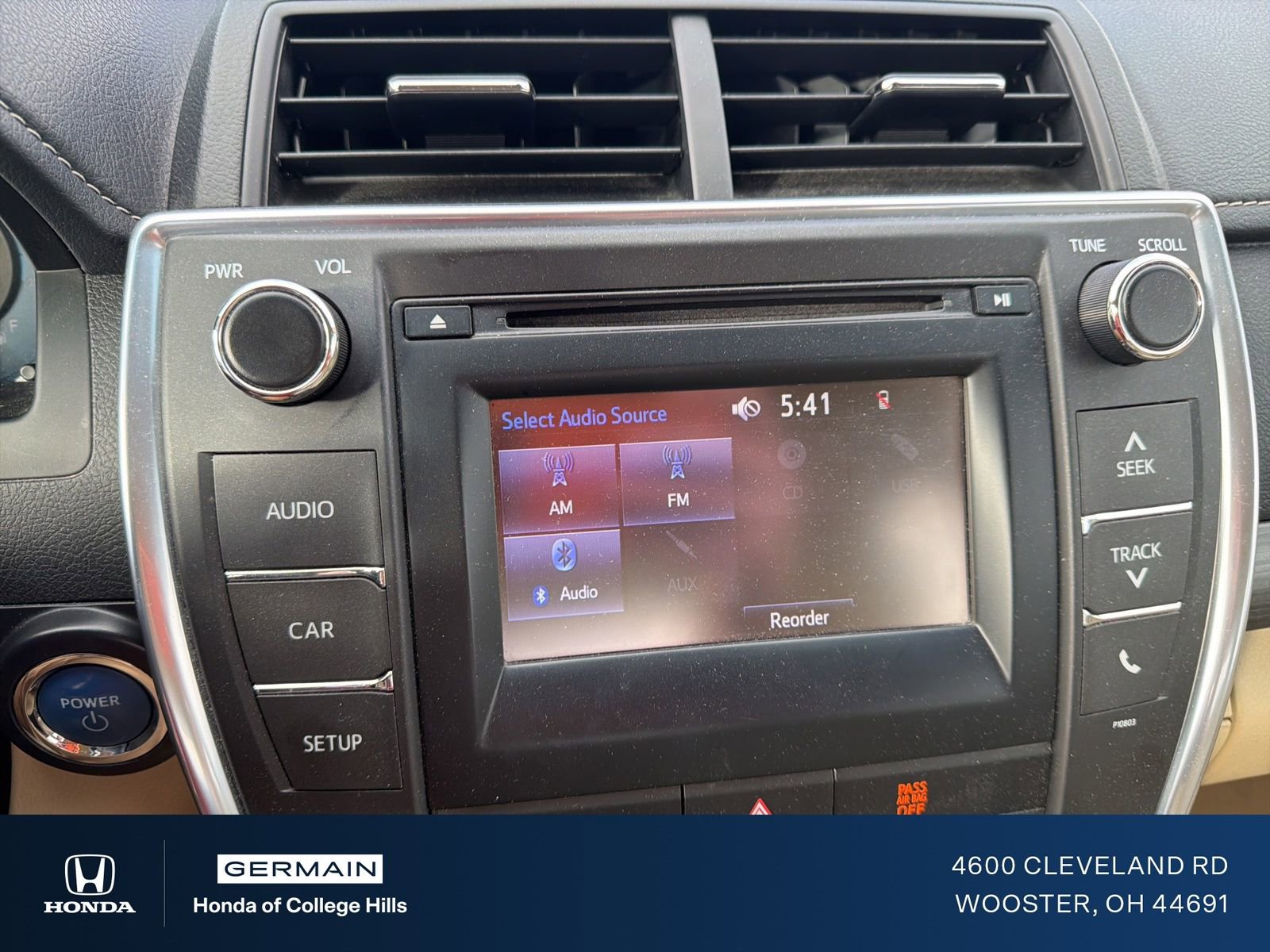 Used 2015 Toyota Camry LE w/ Four Season Floor Mat Package image 16