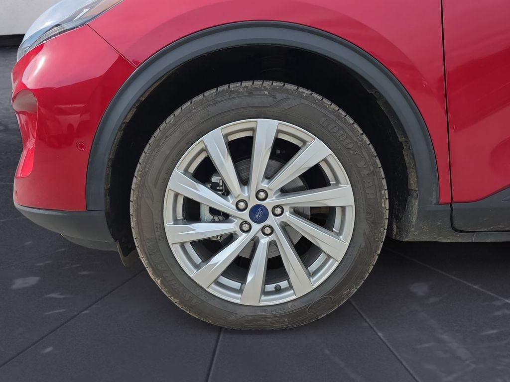Used 2022 Ford Escape Titanium w/ Titanium Elite Package AWD/4WD image 14