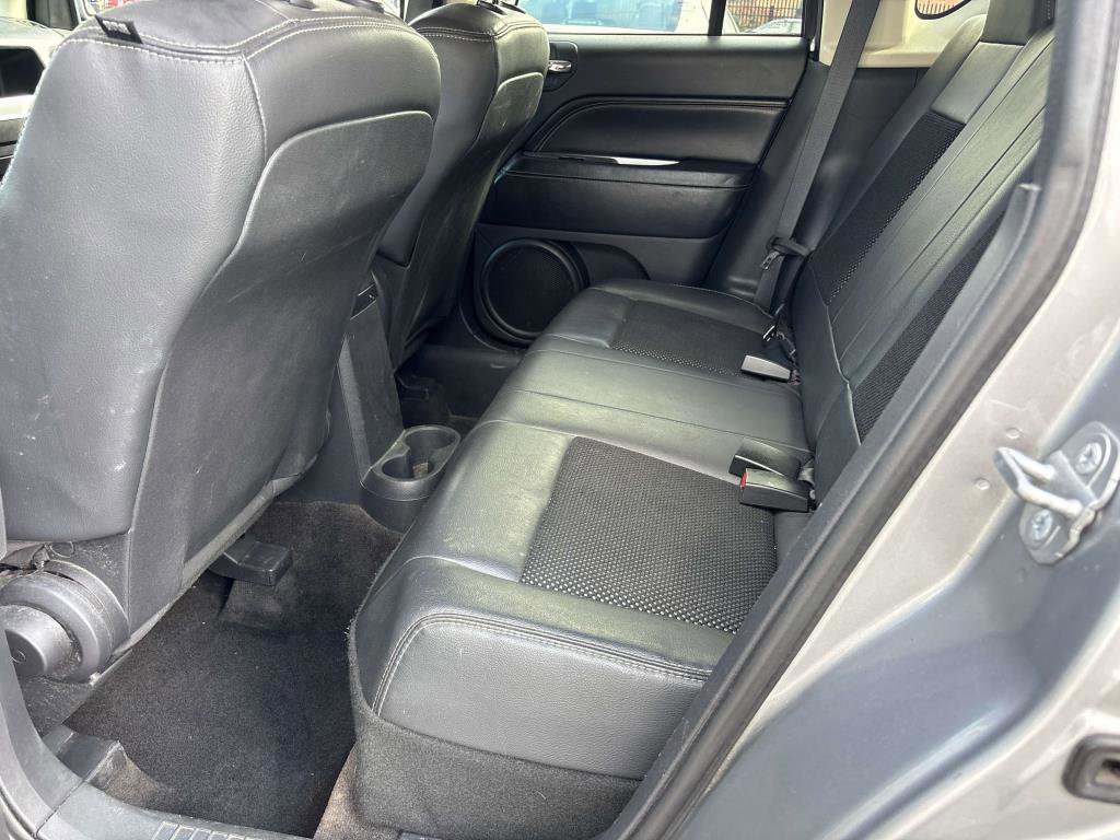 Used 2014 Jeep Compass Latitude w/ All Weather Capability Group image 10