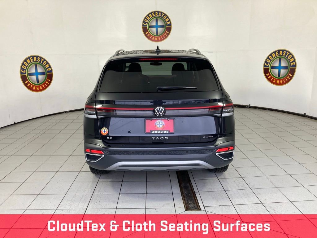 Used 2025 Volkswagen Taos SE AWD/4WD image 23