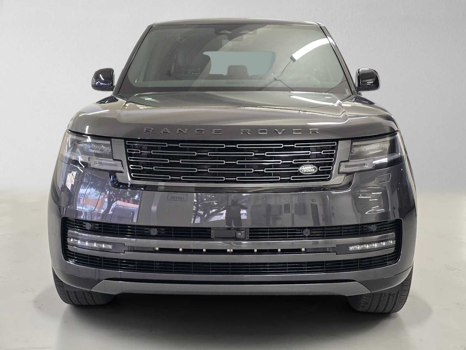 New 2026 Land Rover Range Rover Long Wheelbase SE AWD/4WD image 8