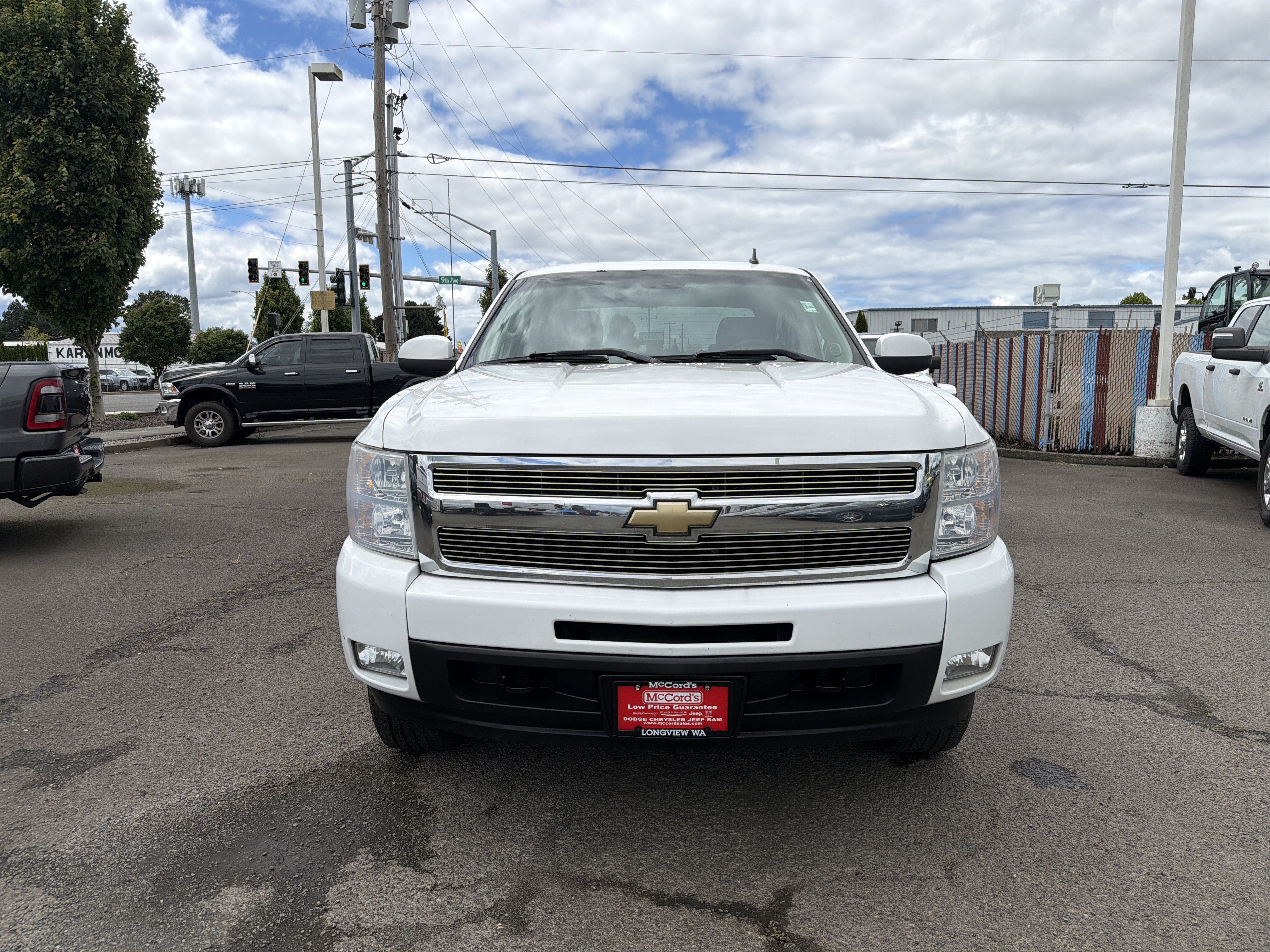 Used 2011 Chevrolet Silverado 1500 LTZ w/ LTZ Plus Package AWD/4WD image 9