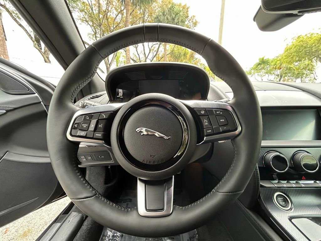 Used 2024 Jaguar F-TYPE R-Dynamic image 15