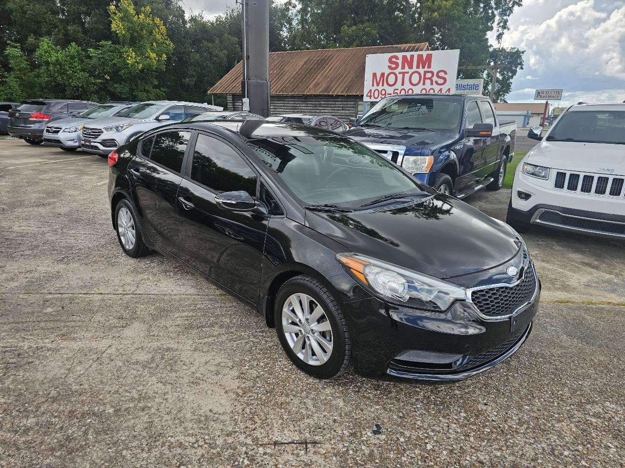 Used 2014 Kia Forte LX w/ Popular Package FWD image 2