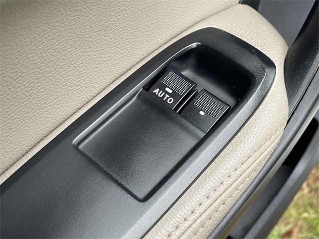 Certified 2019 Ford Ranger Lariat w/ Equipment Group 501A Mid image 15