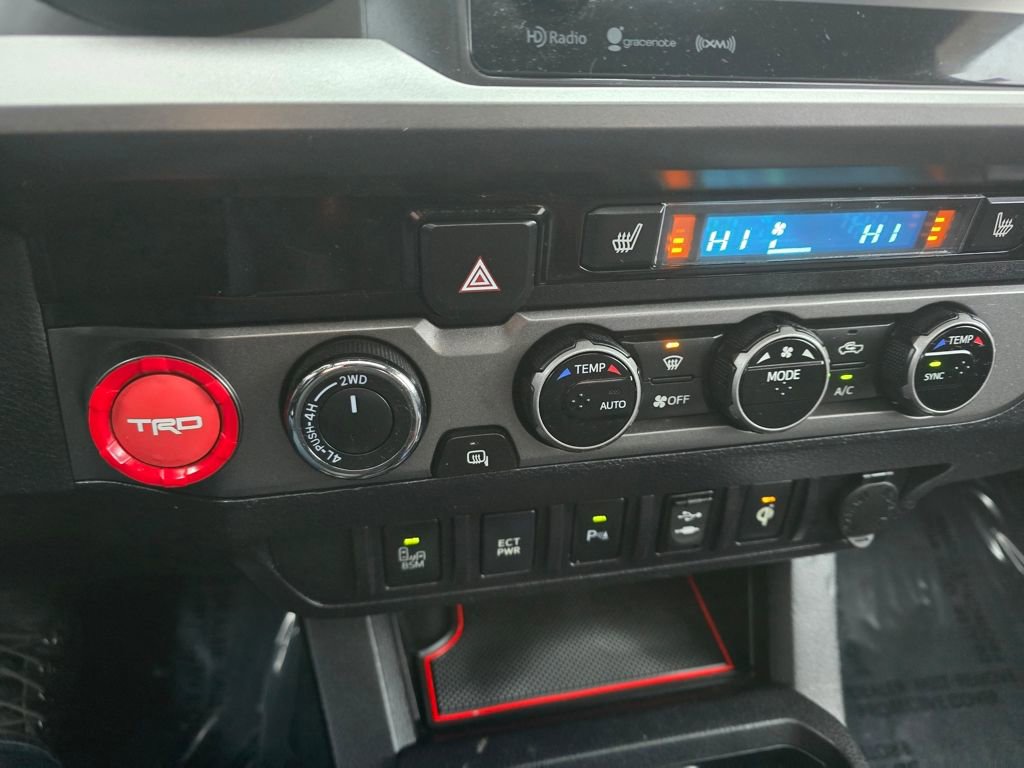 Certified 2016 Toyota Tacoma TRD Off-Road w/ Premium & Technology Package image 22