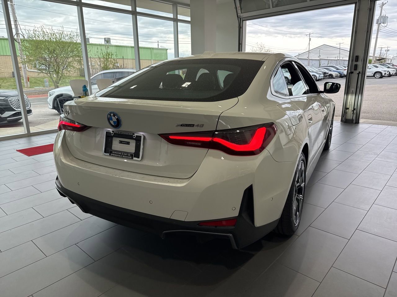 Certified 2024 BMW i4 xDrive40i w/ Premium Package image 7