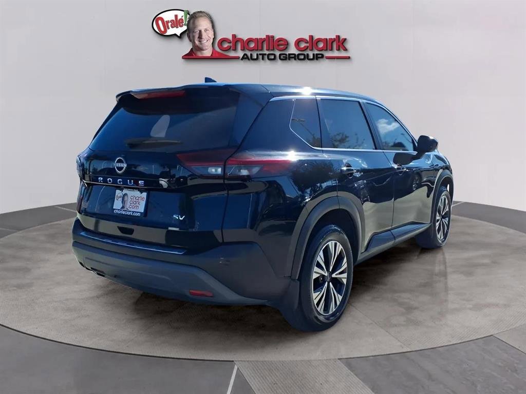 Used 2023 Nissan Rogue SV image 5
