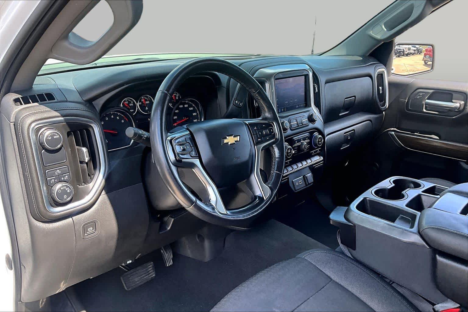 Used 2021 Chevrolet Silverado 1500 LT RWD image 18