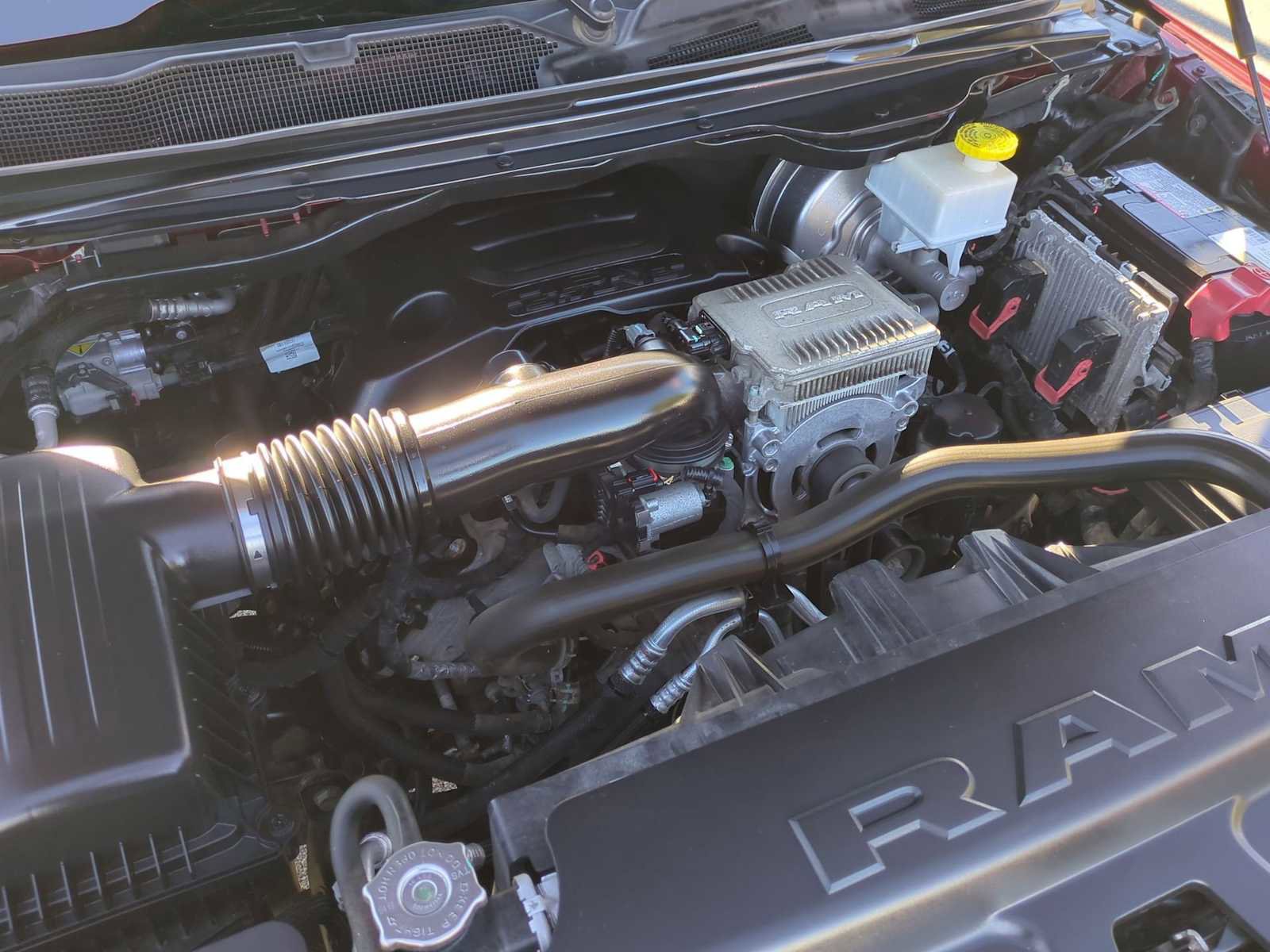 Used 2019 RAM 1500 Laramie Longhorn image 31