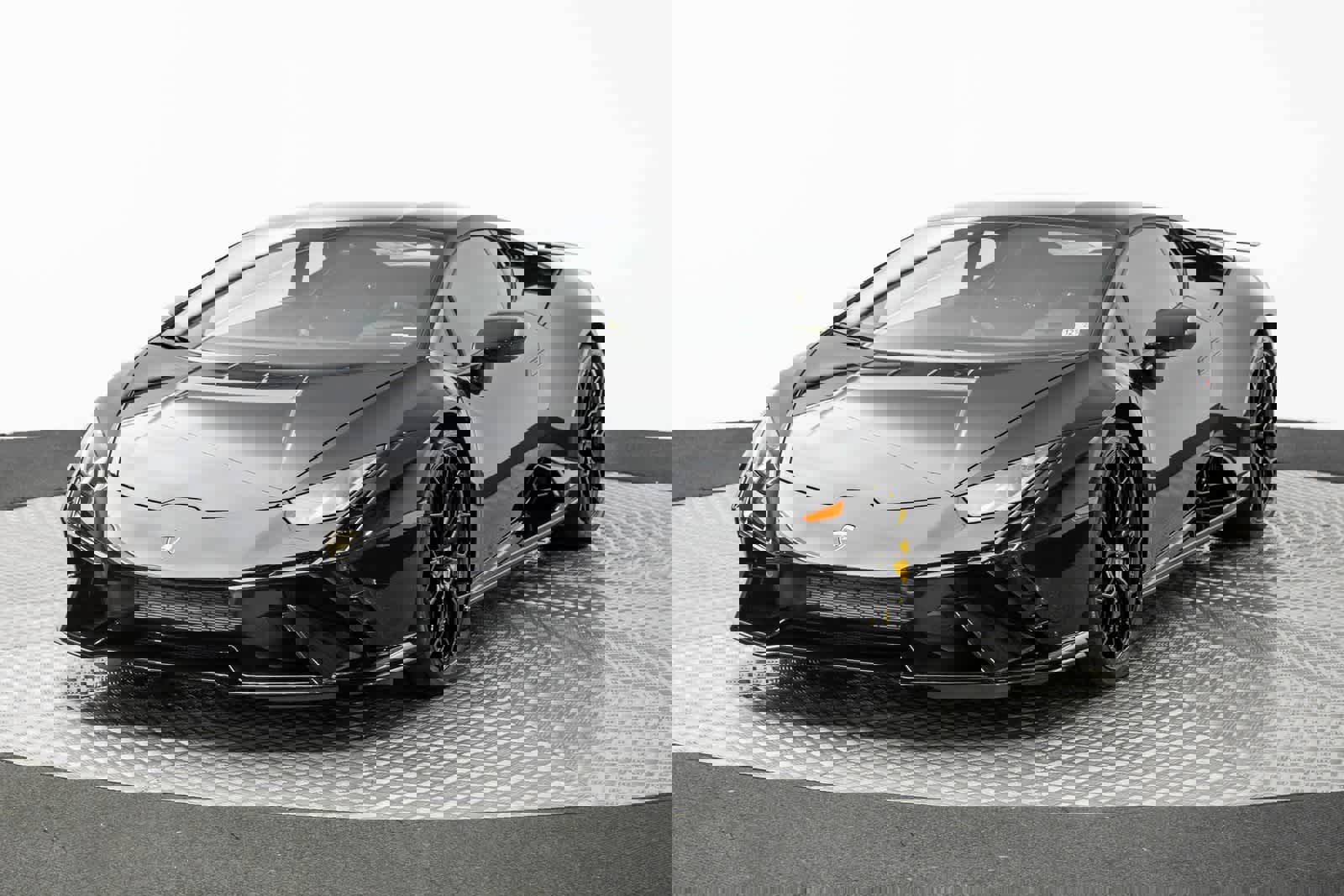 Used 2024 Lamborghini Huracan Tecnica image 1