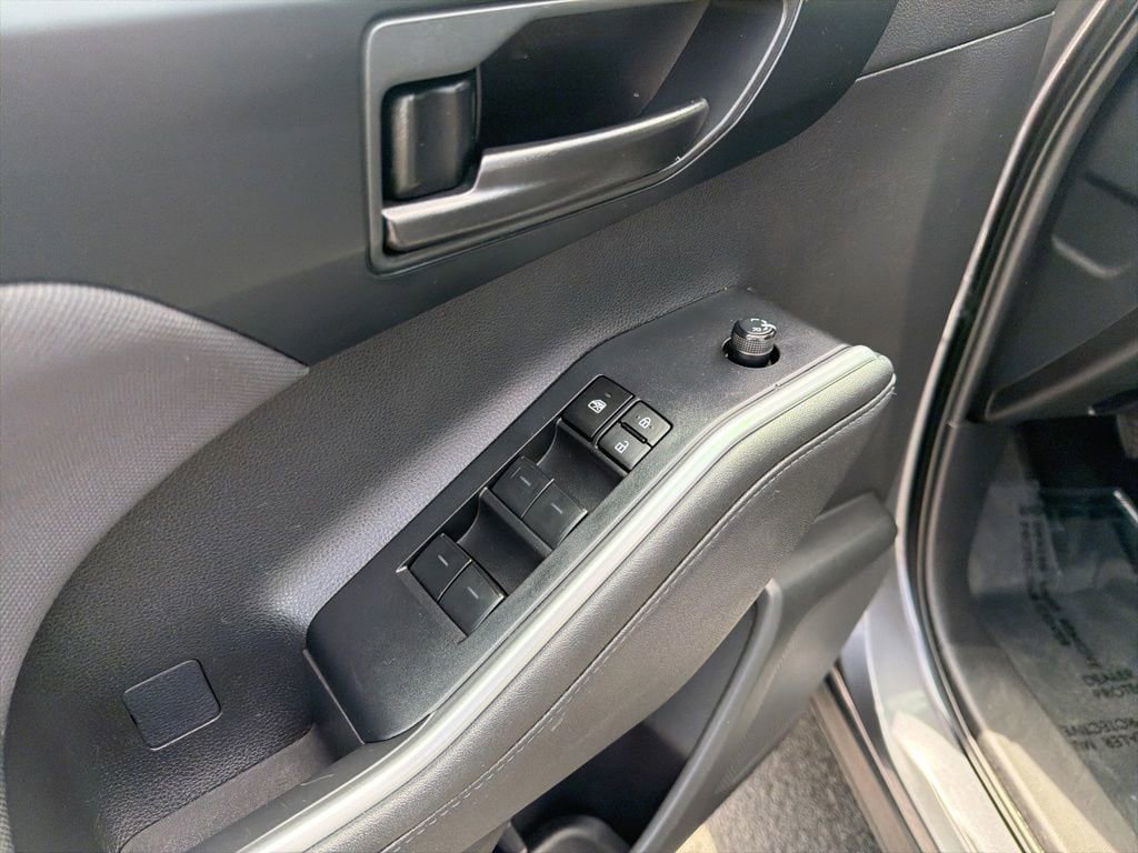 Certified 2024 Toyota Highlander LE AWD/4WD image 25