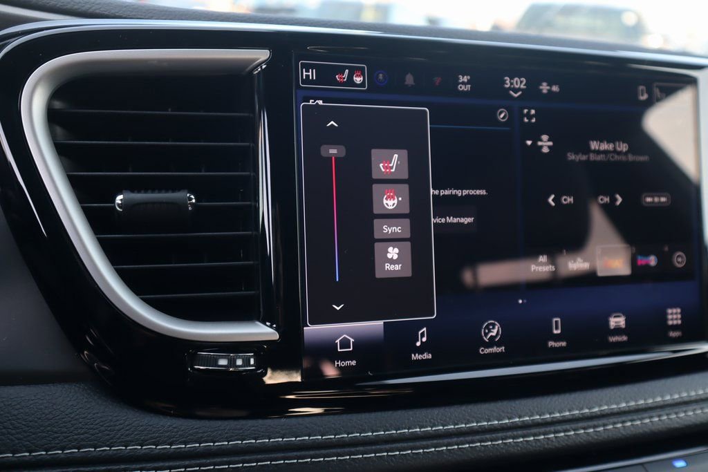 New 2026 Chrysler Pacifica Select image 7