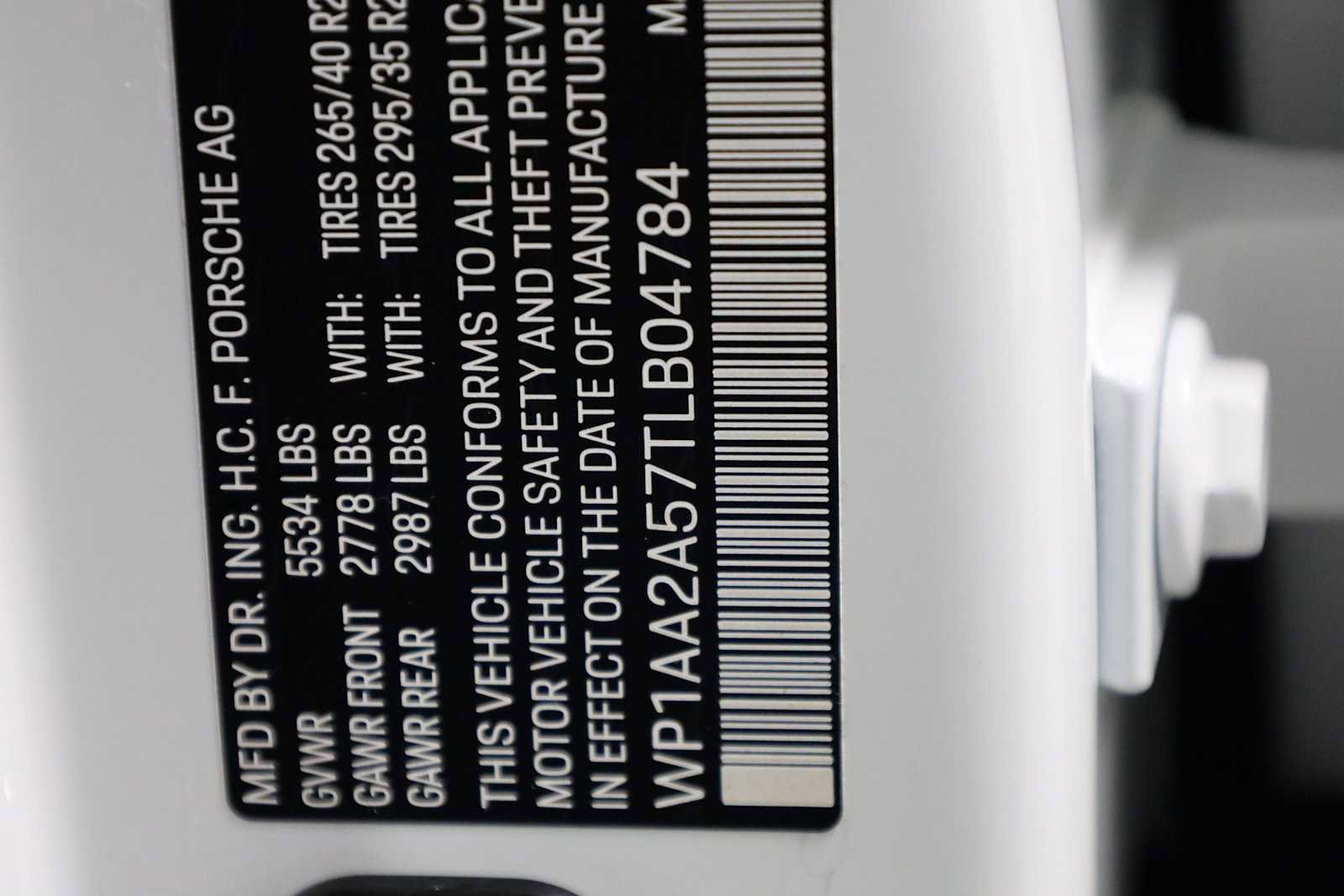 Certified 2026 Porsche Macan image 43