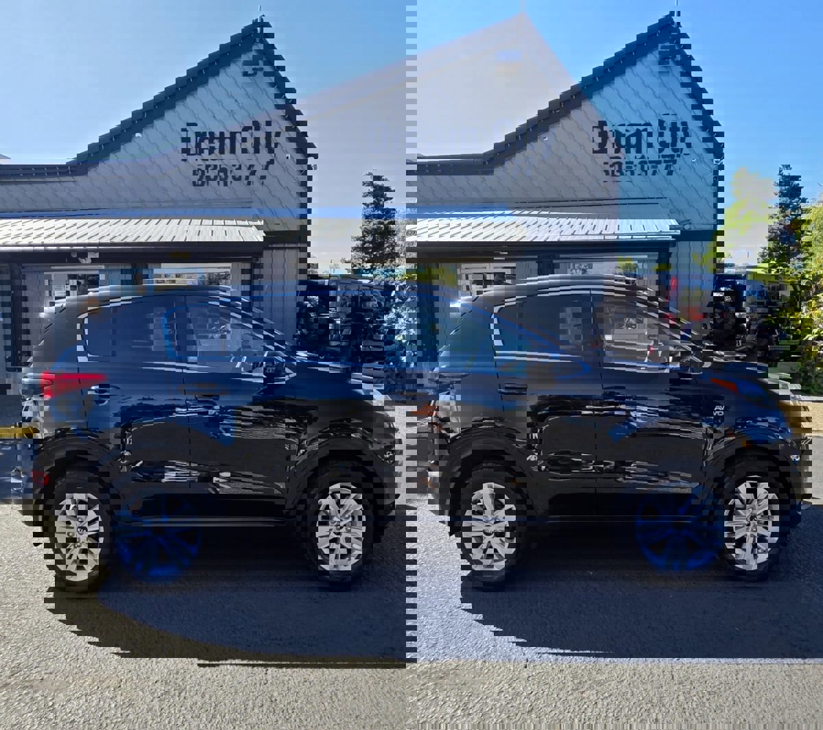 Used 2017 Kia Sportage LX image 4