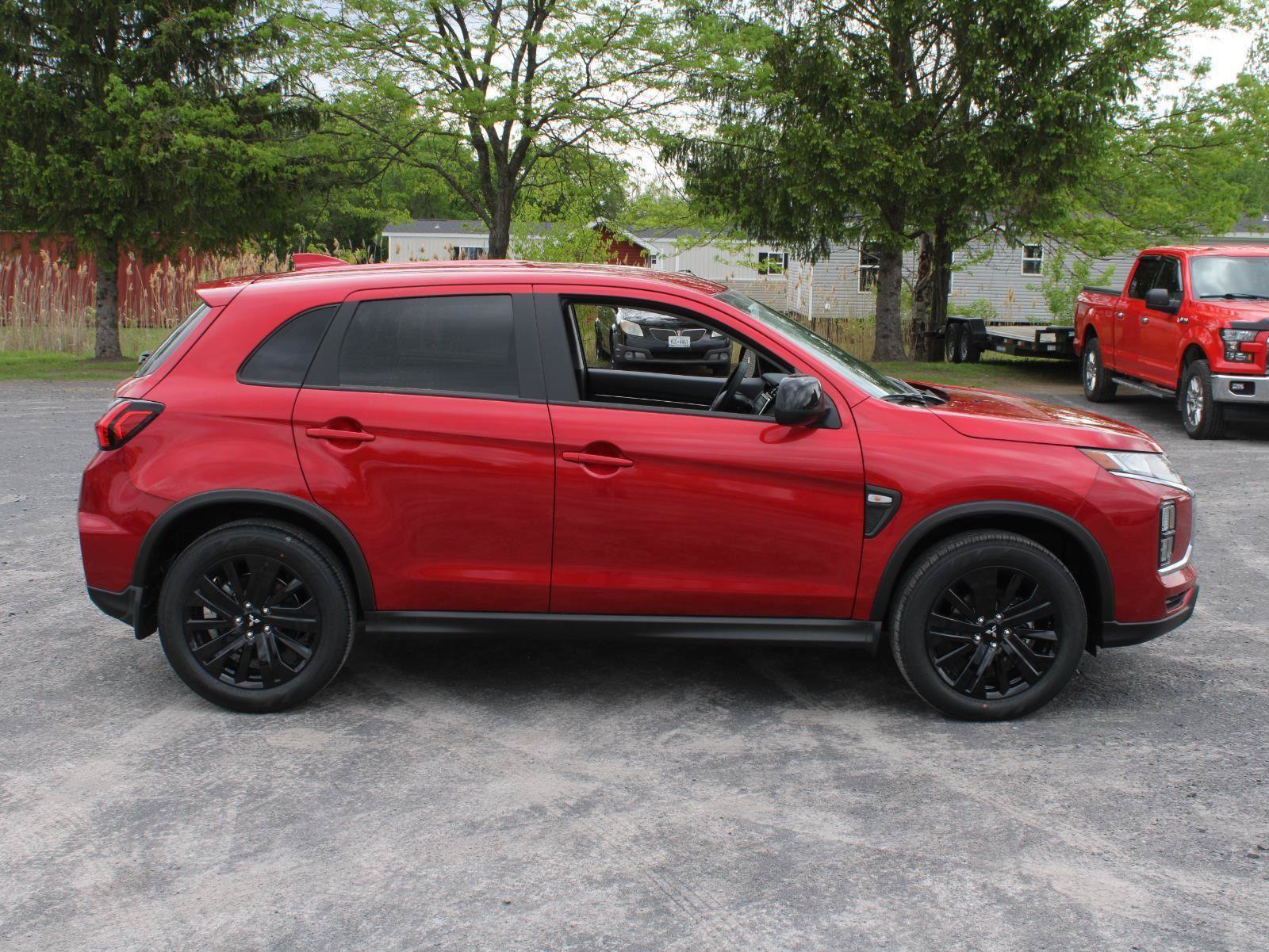 New 2026 Mitsubishi Outlander Sport LE AWD/4WD image 4