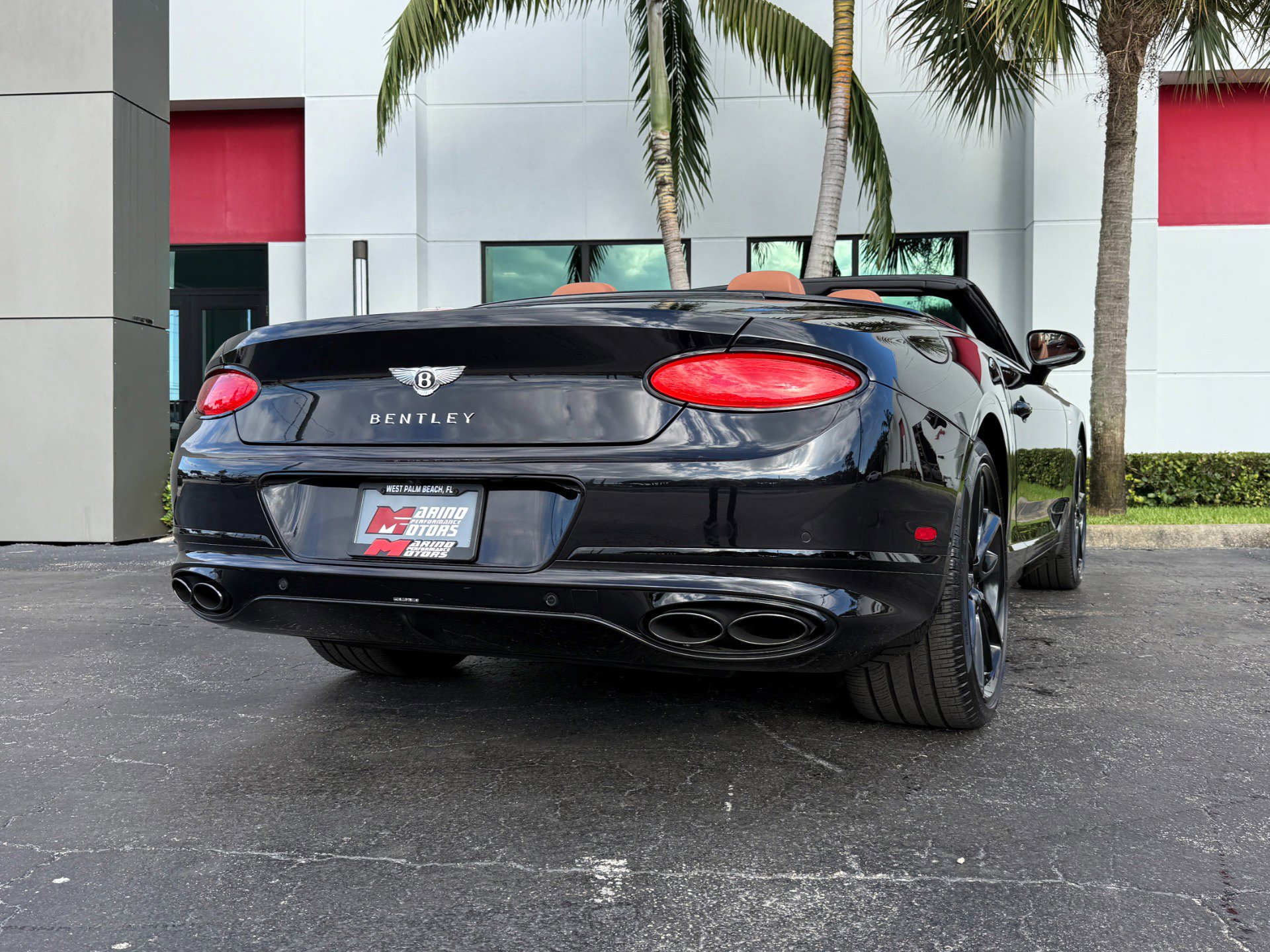 Used 2021 Bentley Continental GT image 22