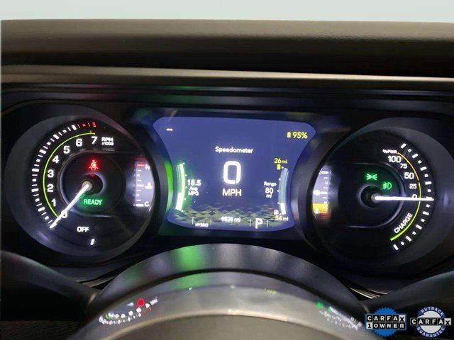 Used 2025 Jeep Wrangler Unlimited Sahara w/ Safety Group image 10