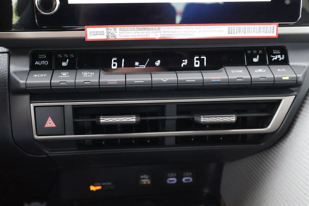 New 2026 Toyota Camry SE AWD/4WD image 33