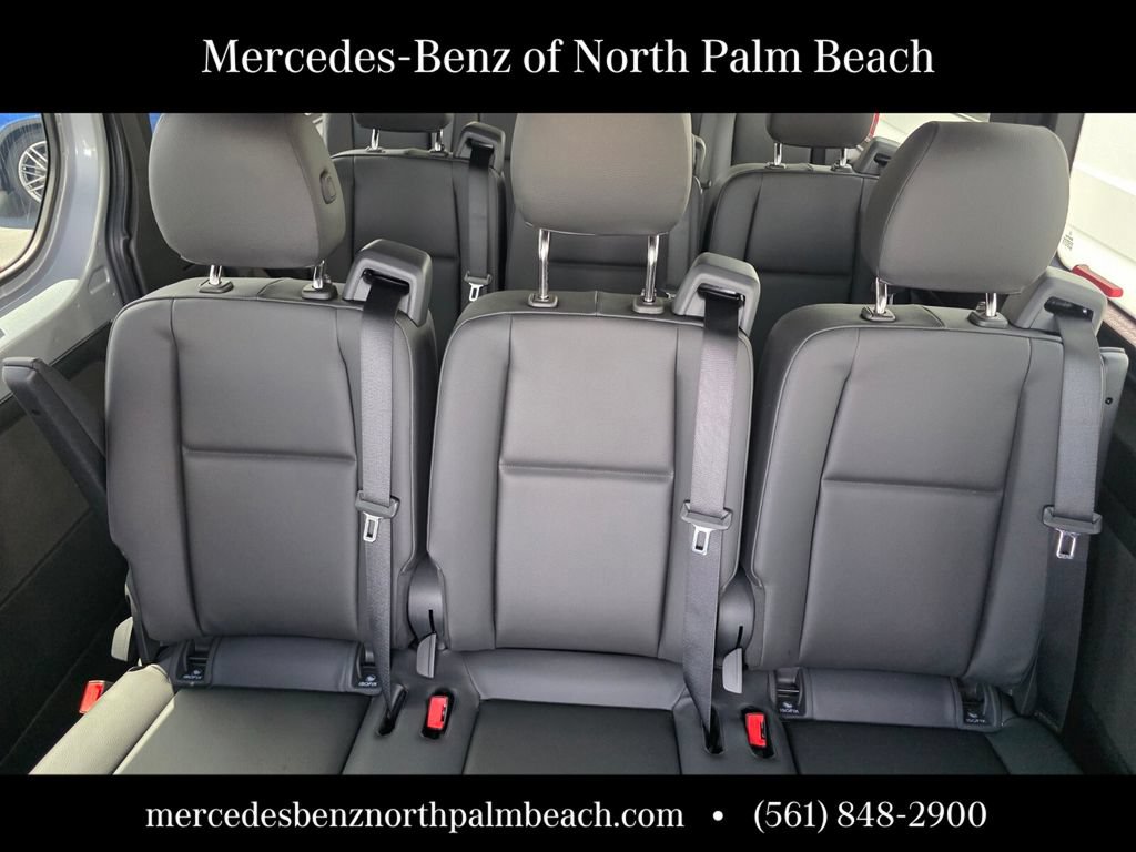 Used 2025 Mercedes-Benz Sprinter 2500 image 15