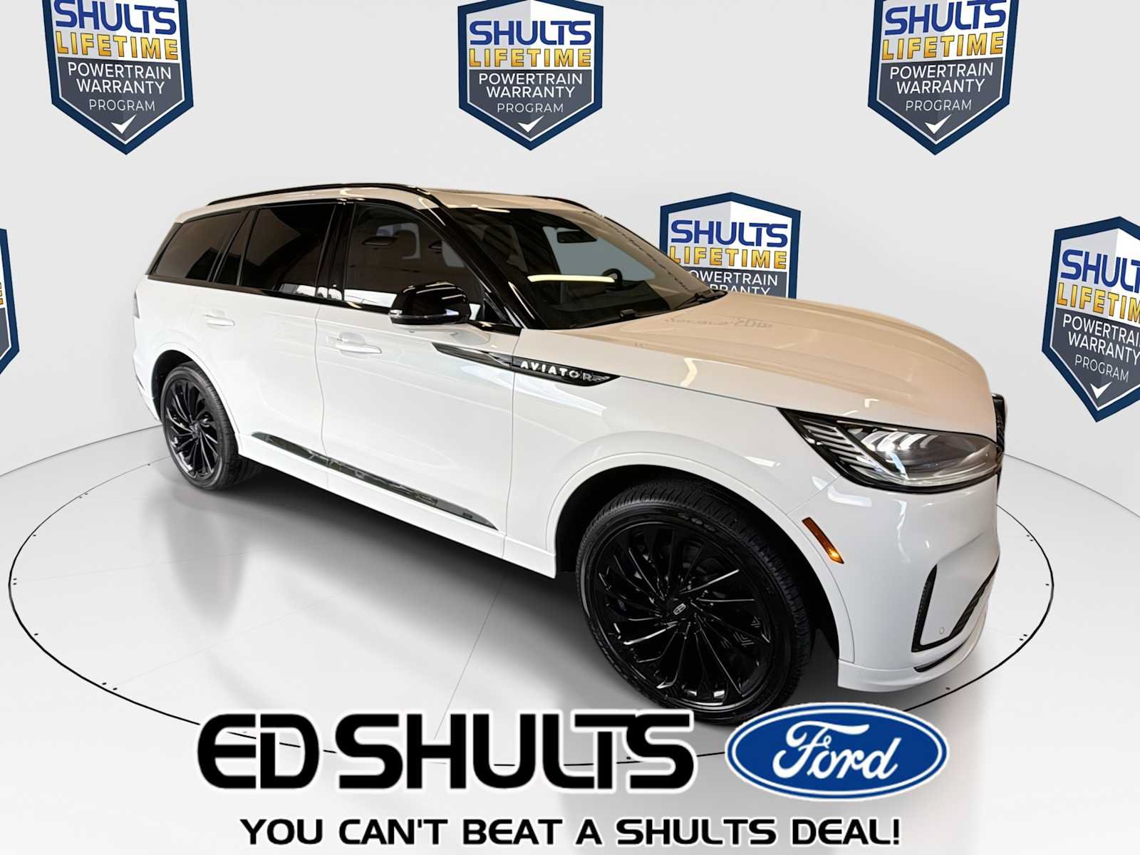 Used 2026 Lincoln Aviator Reserve w/ Jet Appearance Package AWD/4WD image 1