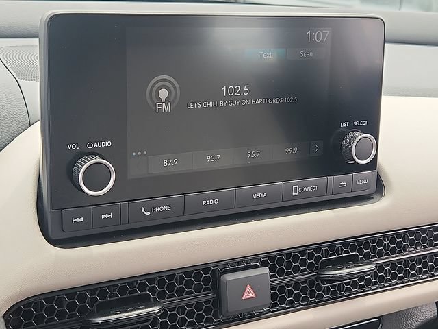 Used 2025 Honda HR-V LX image 16