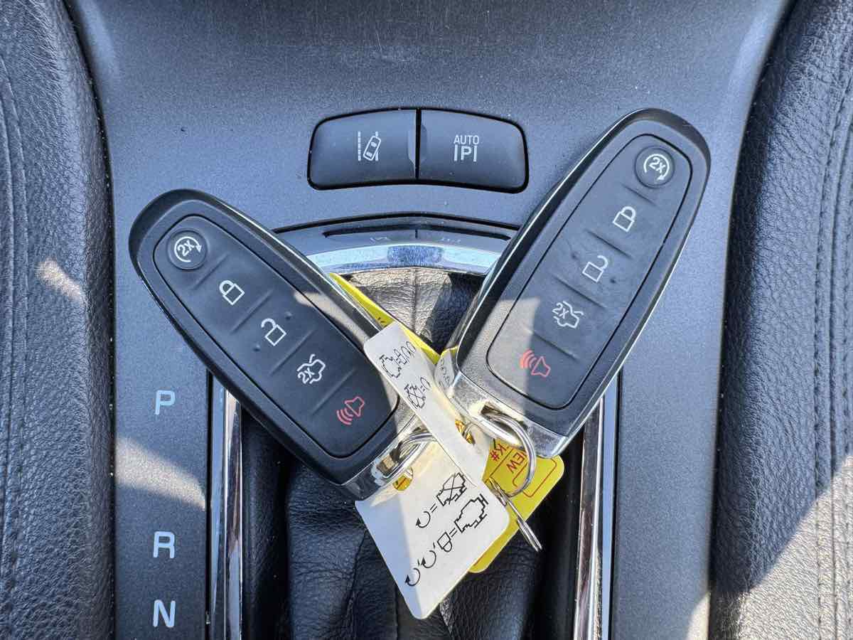 Used 2017 Lincoln MKT AWD w/ Technology Package image 60