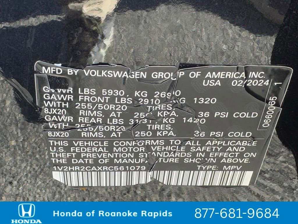 Used 2024 Volkswagen Atlas SE image 43