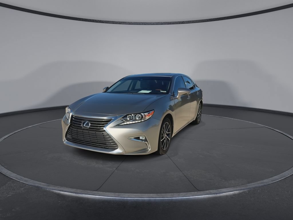 Used 2017 Lexus ES 350 w/ Luxury Package FWD image 4