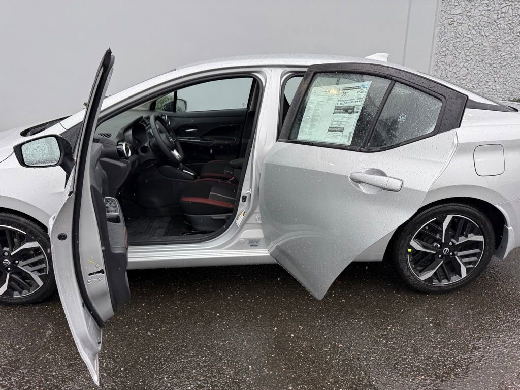 New 2025 Nissan Versa SR w/ Trunk Package FWD image 16