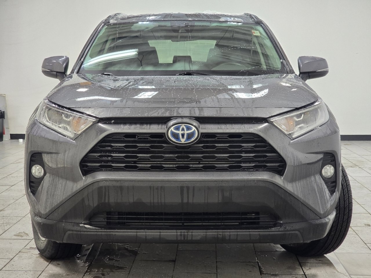 Used 2021 Toyota RAV4 XLE image 9