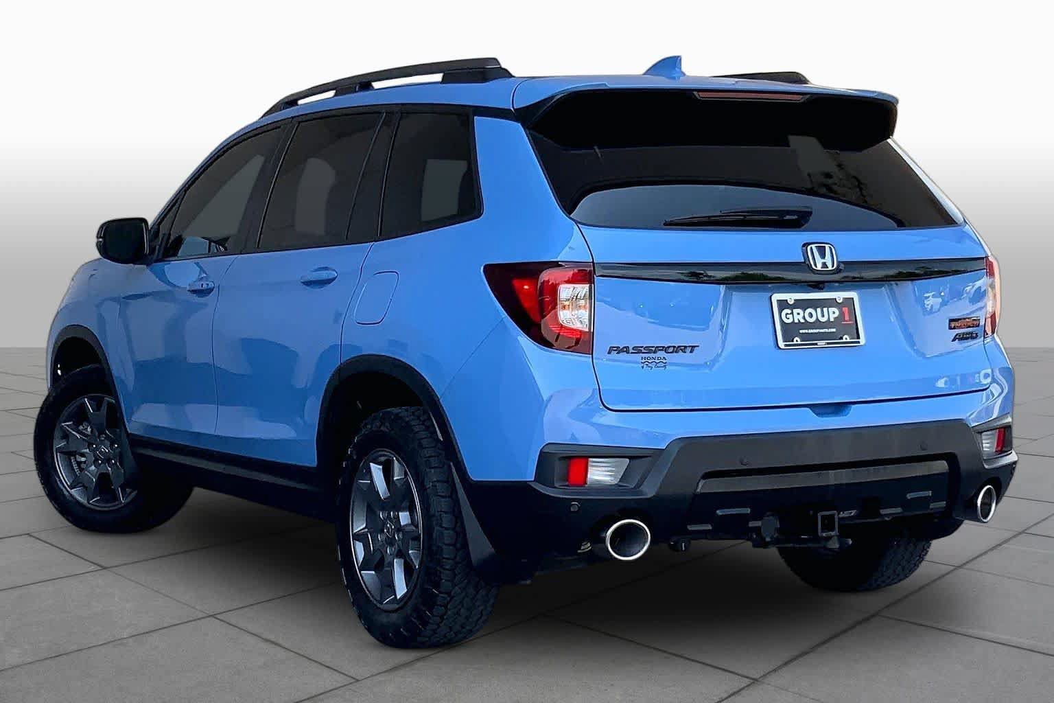 Used 2024 Honda Passport TrailSport image 12