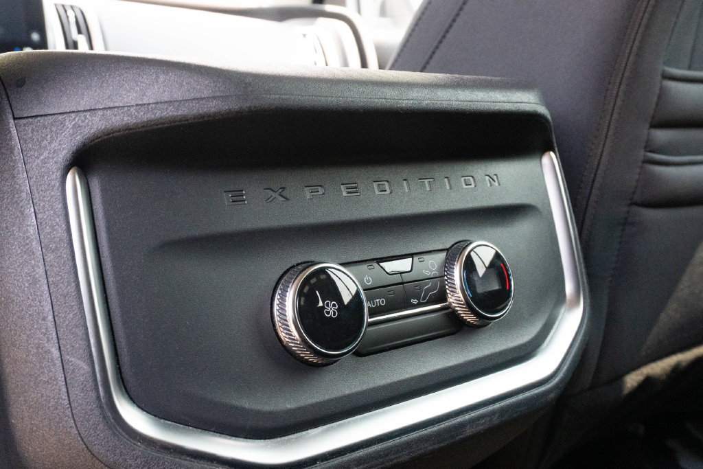 Used 2025 Ford Expedition Max Active RWD image 26